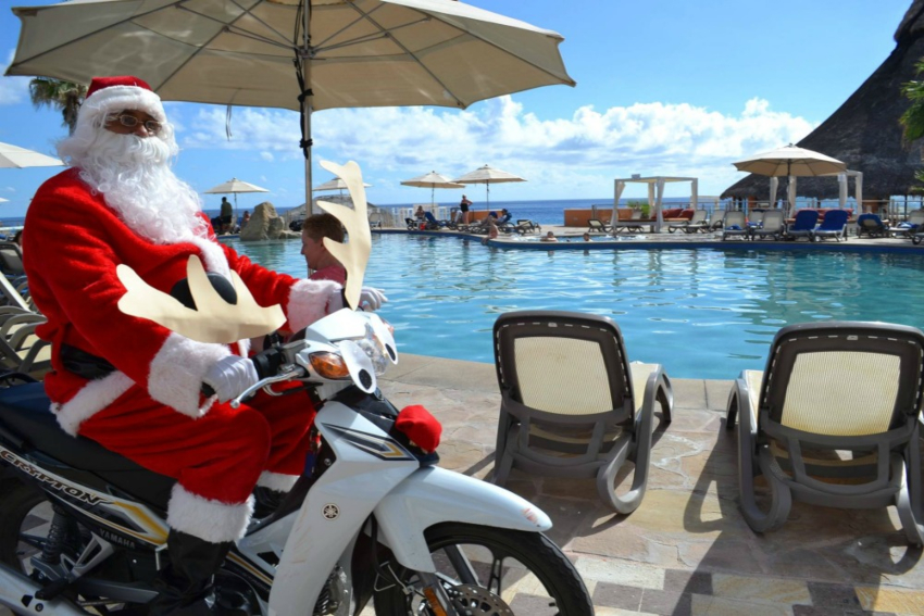 Why Santa Claus is Spending Christmas in Cabo
