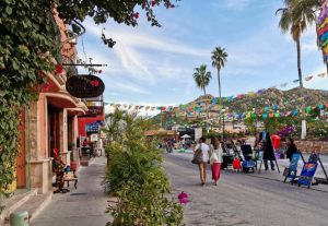 Viva La Plaza in Cabo San Lucas